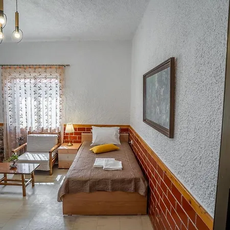 Sea & Mountain - Mani Serenity Retreat Ferienhaus