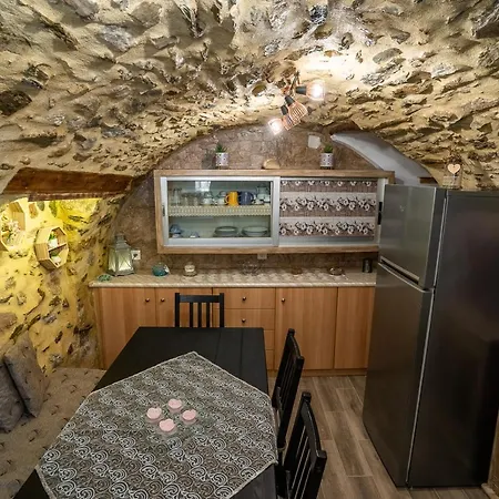 Holiday home Sea & Mountain Serenity Platsa