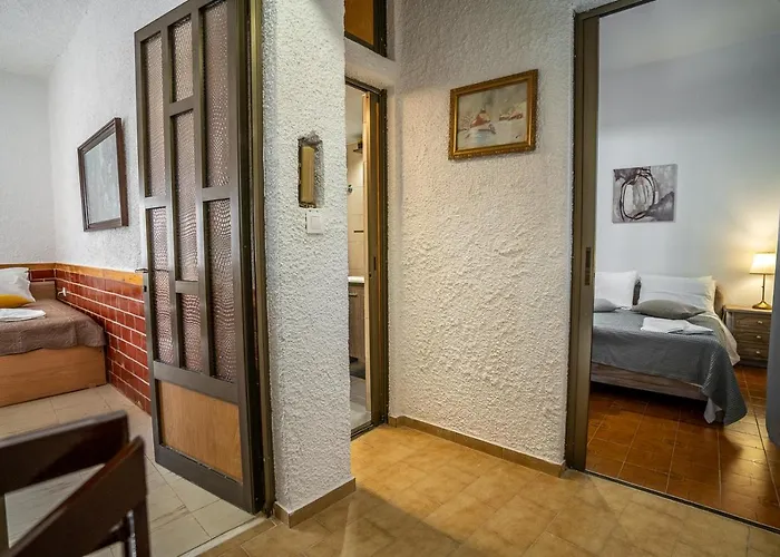 Sea & Mountain - Mani Serenity Retreat *