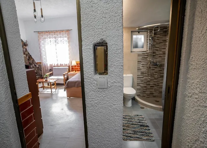 Sea & Mountain - Mani Serenity Retreat Feriehus Plátsa