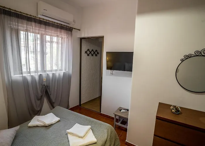 Feriehus Sea & Mountain - Mani Serenity Retreat